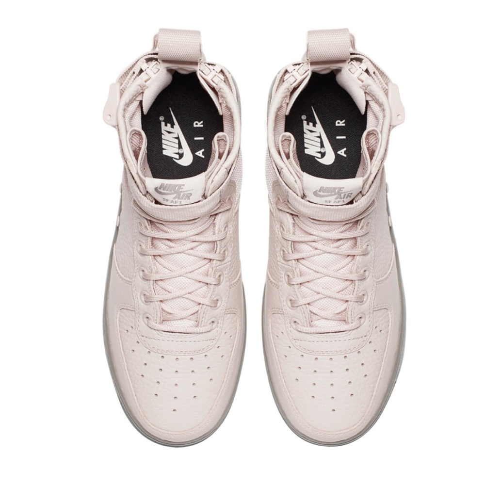 Nike Special Field Air Force 1 Sneakers
